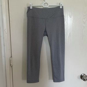 90 Degree Reflex Cropped leggings